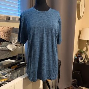 lululemon athletica Heathered Blue Short Sleeve Tee